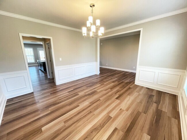 Building Photo - Gorgeous Newer Construction Home!