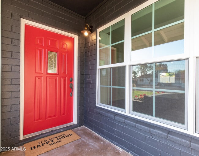 Foto del edificio - 2532 E Highland Ave