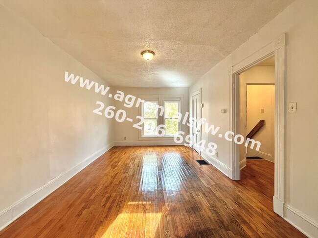 Foto del edificio - 231 W Dewald St