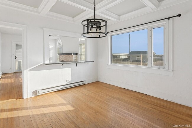 Building Photo - 23 Troy Ave