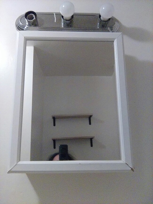 Building Photo - 132 Heald St