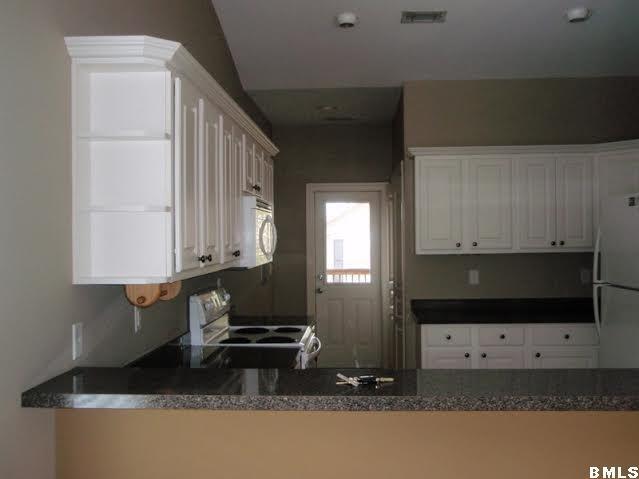 Foto del edificio - 3 Caswell Ave