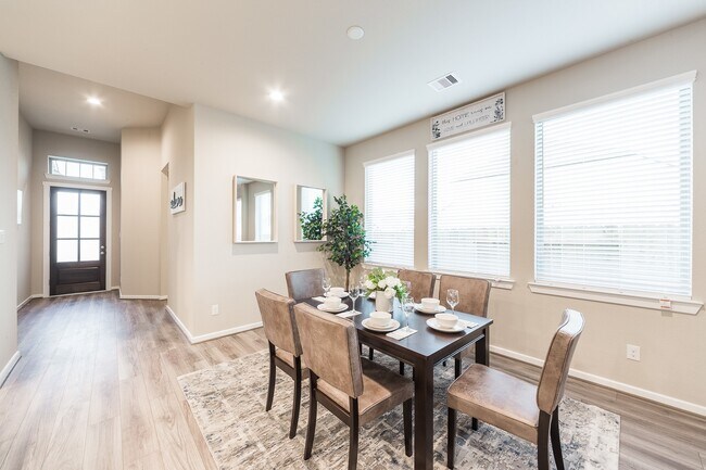 Foto del edificio - 2142 Ironwood Pass Dr