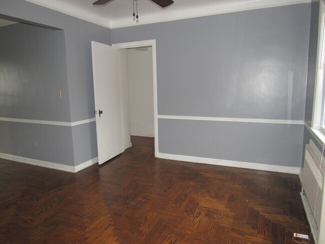 Foto del edificio - Spacious 1BD Condo in Heart of Shaker Hts!