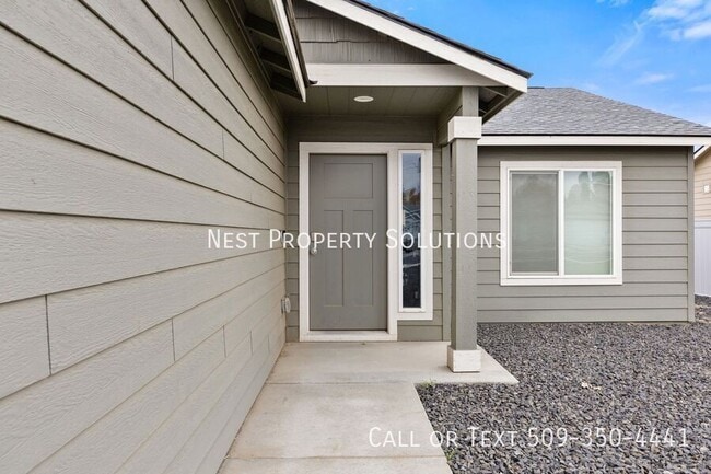 Building Photo - 322 W 6th St