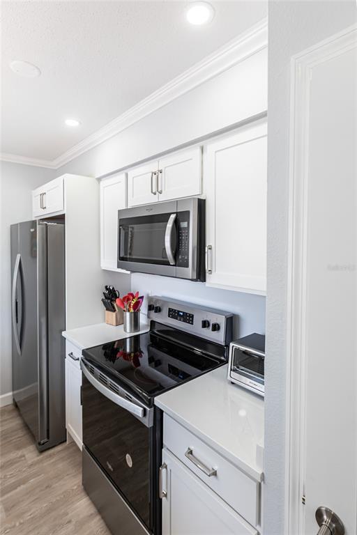 Building Photo - 6020 Midnight Pass Rd