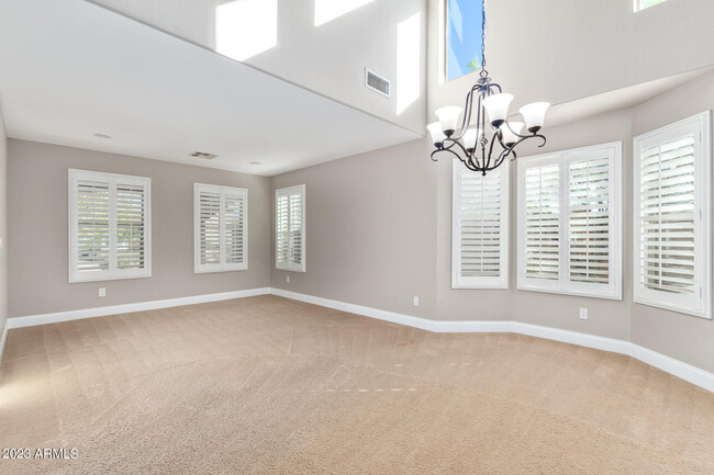 Foto del edificio - 28806 N 23rd Ln