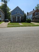 Building Photo - 15316 Lucknow Ave