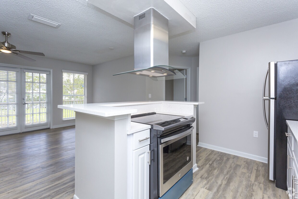 ARIUM Lincoln Pointe Apartments in Aventura, FL