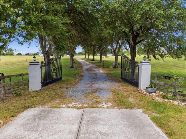 Foto del edificio - 11752 NE Jacksonville Rd