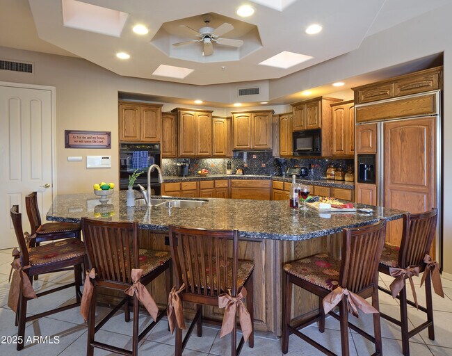 Building Photo - 25550 N Wrangler Rd