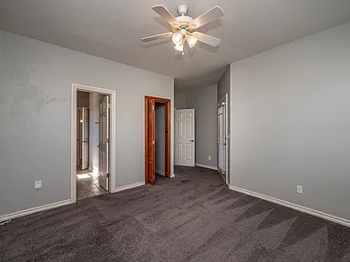 Building Photo - 204 S Riverside Dr