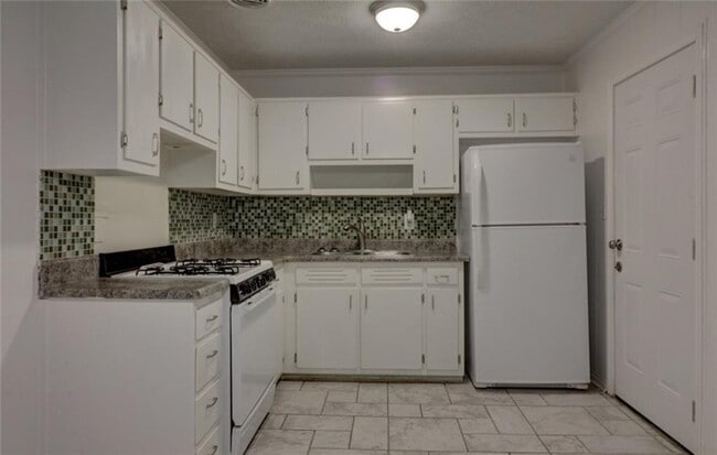 Foto del edificio - 10252 Foxfire Terrace