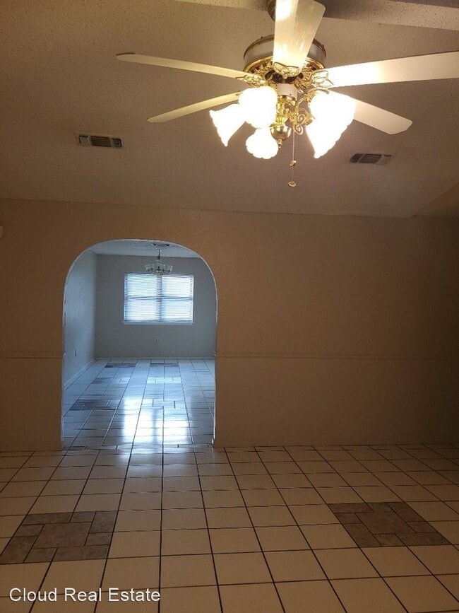 Building Photo - 4 br, 2 bath House - 4402 JANA