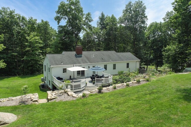 Building Photo - 41 Indian Cave Rd