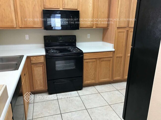 Foto del edificio - 11446 E Cicero St