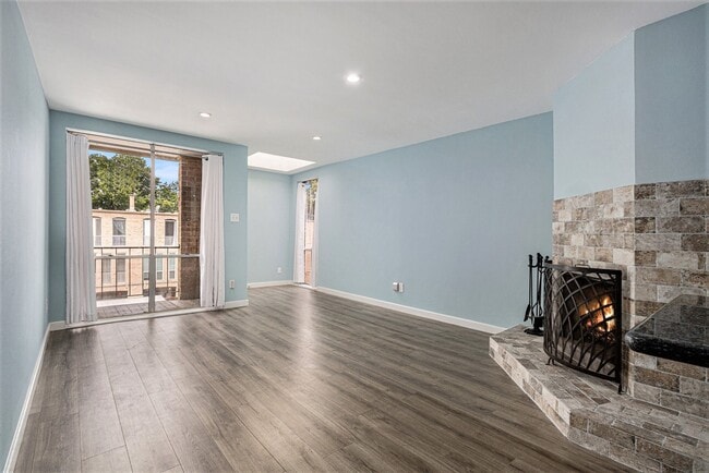 Building Photo - 4633 Wild Indigo St