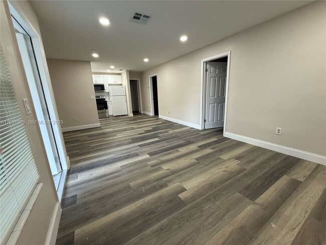 Foto del edificio - 3033 NW 43 Terrace