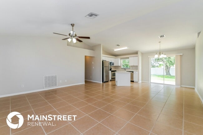 Building Photo - 1804 NE 21st St