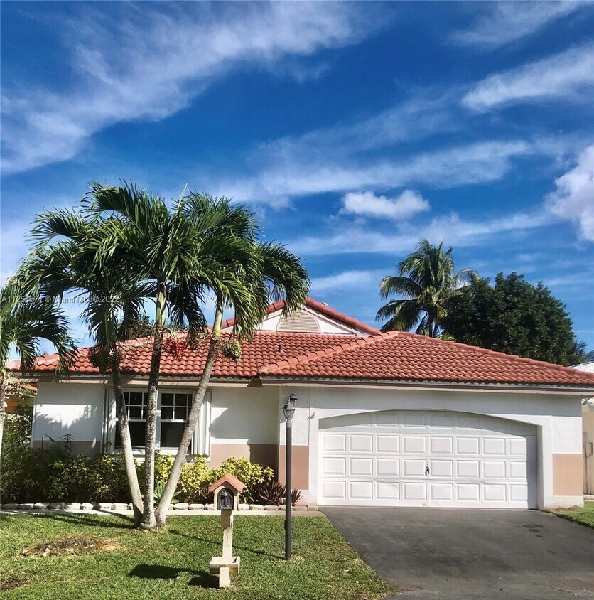 Foto principal - 15111 Brighton Ln