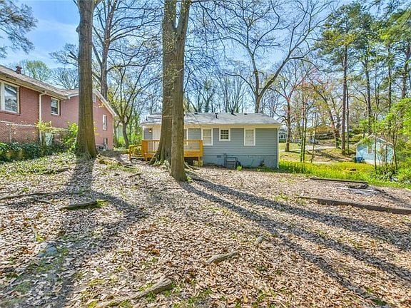 1407 Kennesaw Dr NW