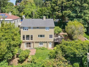 Building Photo - 25 Selborne Dr