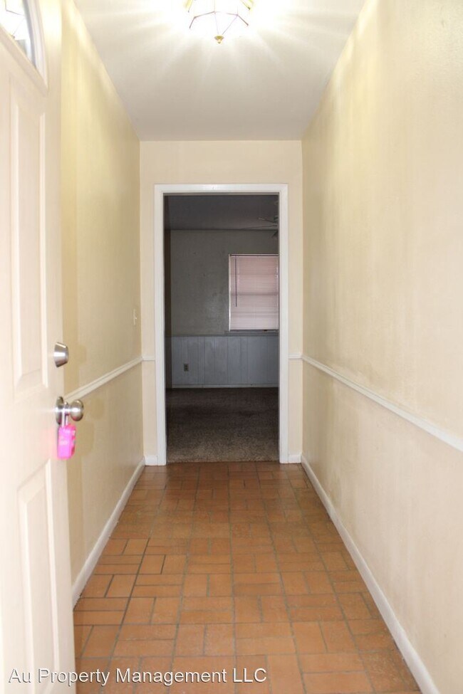 Foto del edificio - 3 br, 2 bath House - 5111 Leland Dr