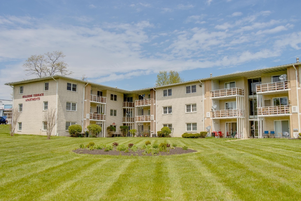 Exterior - Hillside Terrace Apartments