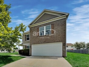 Building Photo - 1127 Fiesta Dr