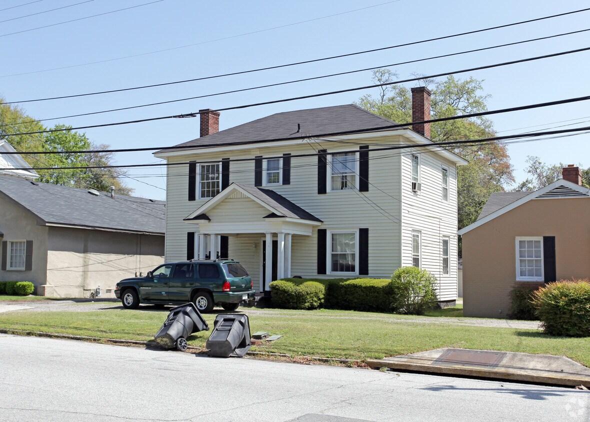 Building Photo - 1520 Monte Sano Ave
