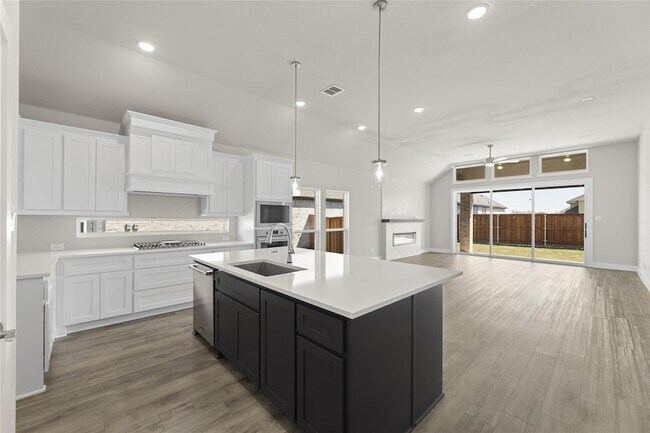 Foto del edificio - 3853 Solebay Ct