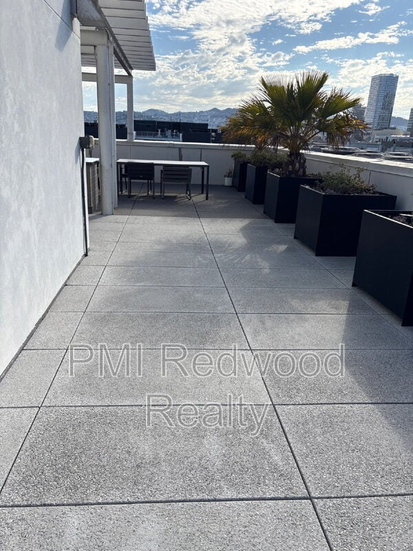 Building Photo - 99 Rausch St