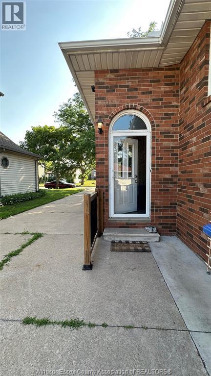 Building Photo - 225 Frank Ave