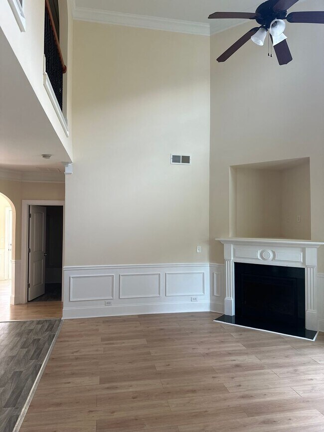Foto del edificio - 4 Bedrooms, 3 Bathrooms - Home in Stockbri...