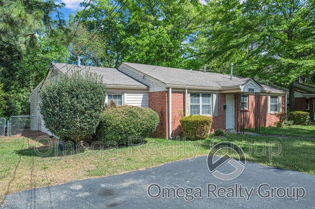Building Photo - 3733 Dalraida Pkwy