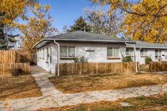 Building Photo - 7215 Meade St