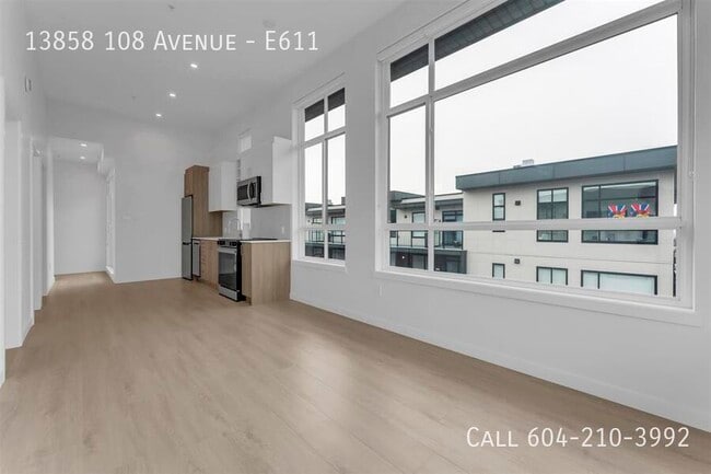 Building Photo - Top Floor Corner Unit