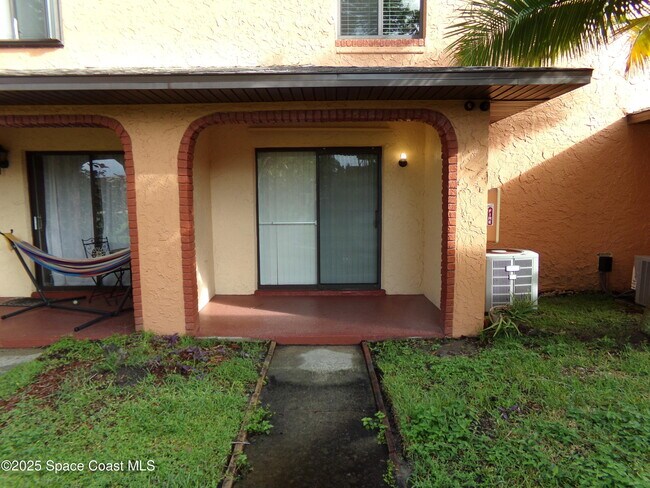 Foto del edificio - 155 San Juan Cir