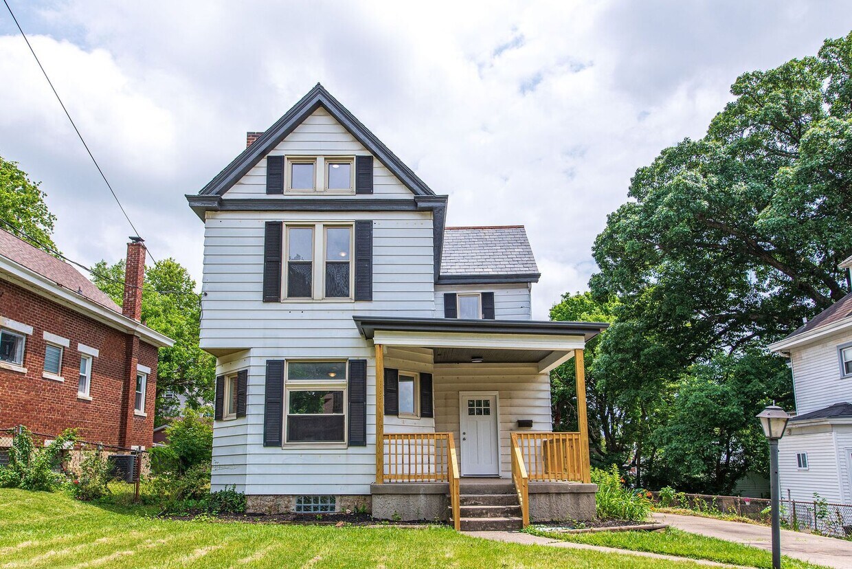 3740 Carson Ave, Cincinnati, OH 45211 - House Rental in Cincinnati, OH