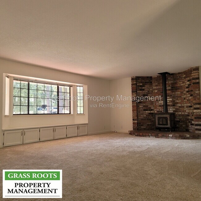 Foto del edificio - 15099 Fay Rd