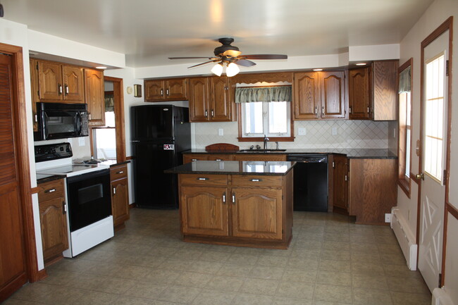 black granite counter tops - 6500 Hatter Rd