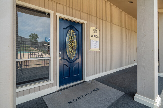 Leasing Office Entrance - The Bay Club