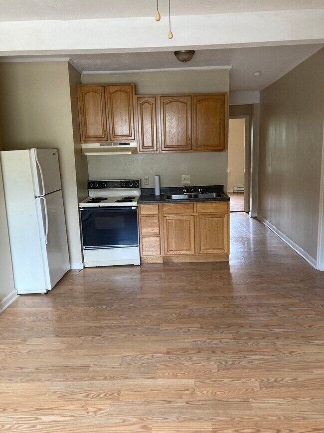 Kitchen - 4261 US-60