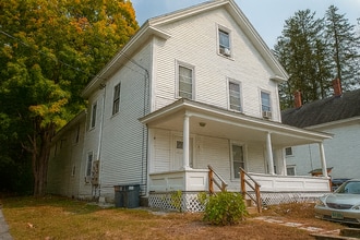 Building Photo - 66 School St
