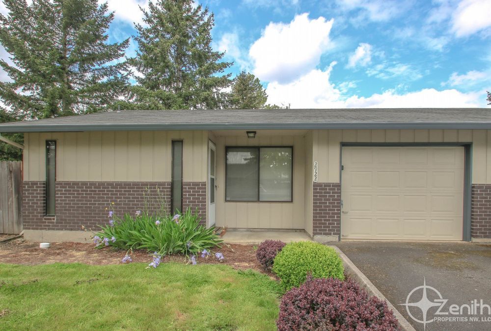 Foto principal - 2922 NE 86th Ave