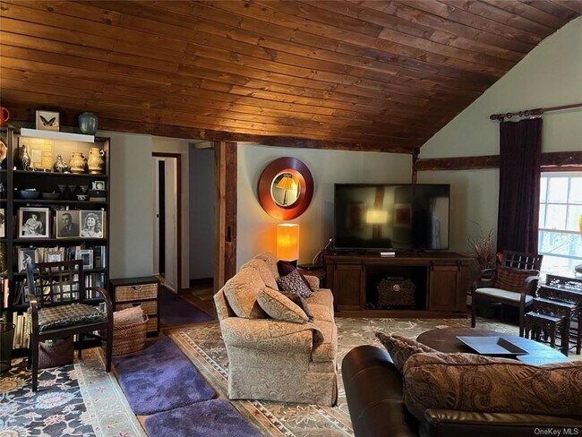 Building Photo - 2 Whitlockville Rd