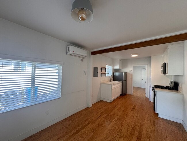 Building Photo - 3232 Verdugo Rd