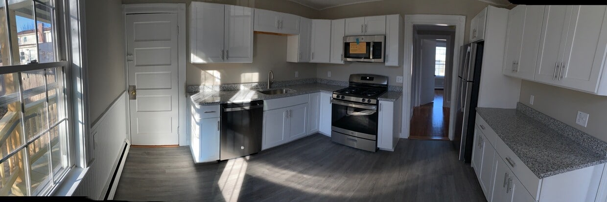 KITCHEN - 29 Nightingale Ave
