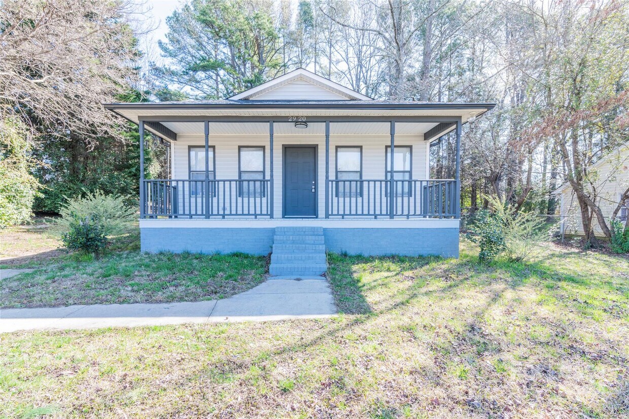 Foto principal - 2920 Meadowcliff Dr