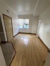 Building Photo - 1342 Drexel Ave